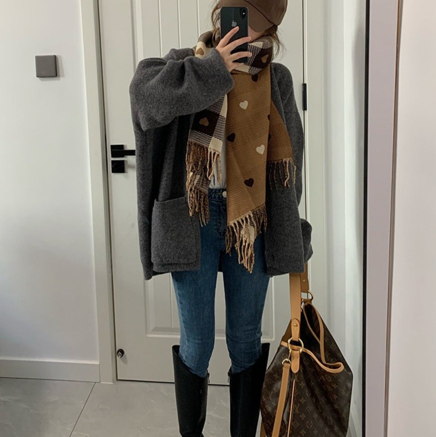 Women Knitted Cardigan Autumn and Winter Sweater Cardigan V-neck Knitted Jacket