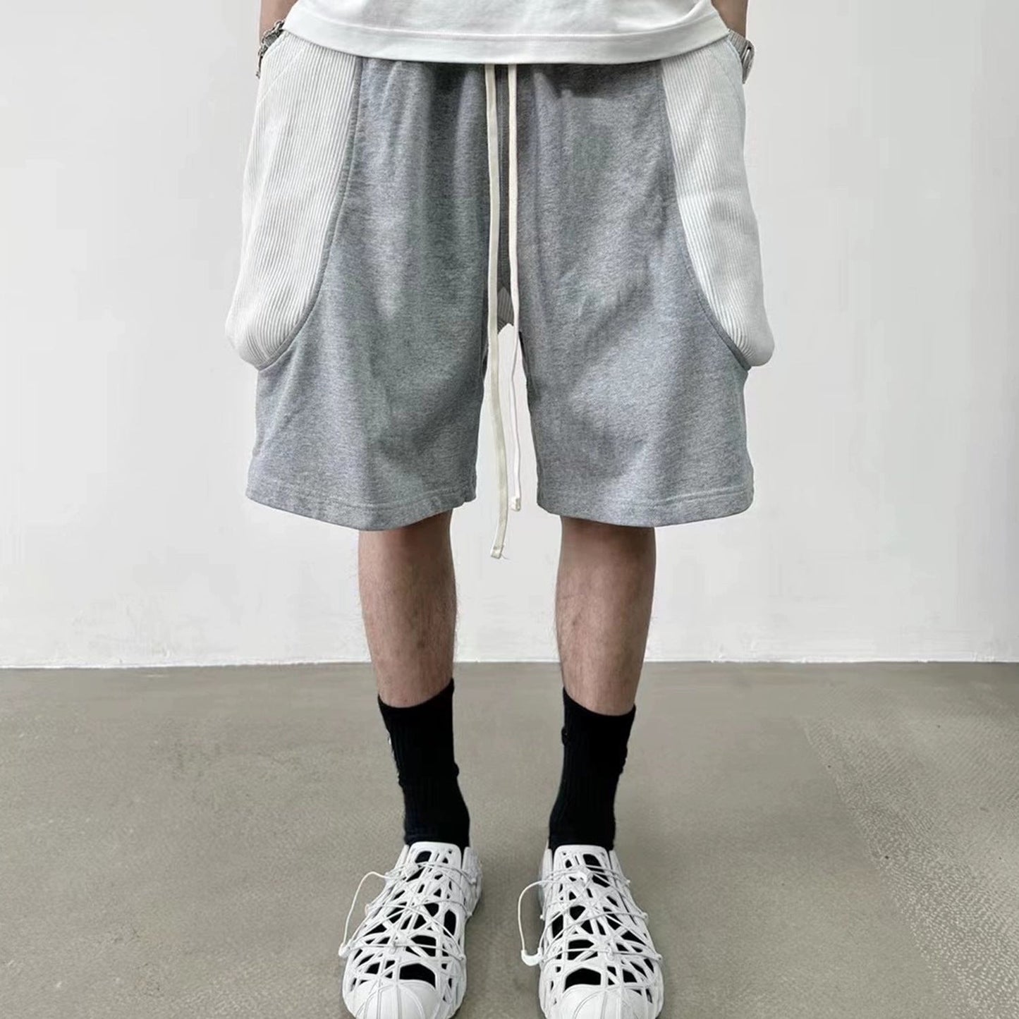 MIJKO Mens Shorts Spliced Side Large Pockets Shorts