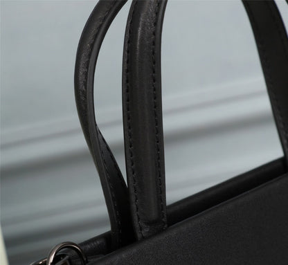 Off White Bag Casual Outdoor Convenient Tote Bag