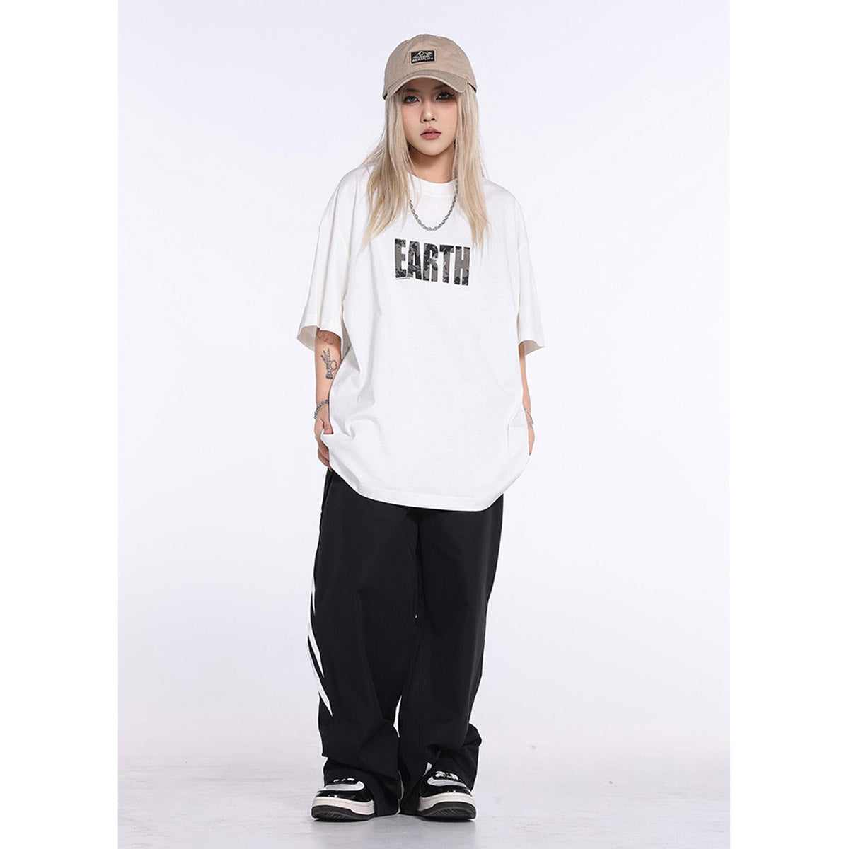 Unisex T-Shirts FAR. ARCHIVE EARTH VINTAGE Distressed Loose T-shirt