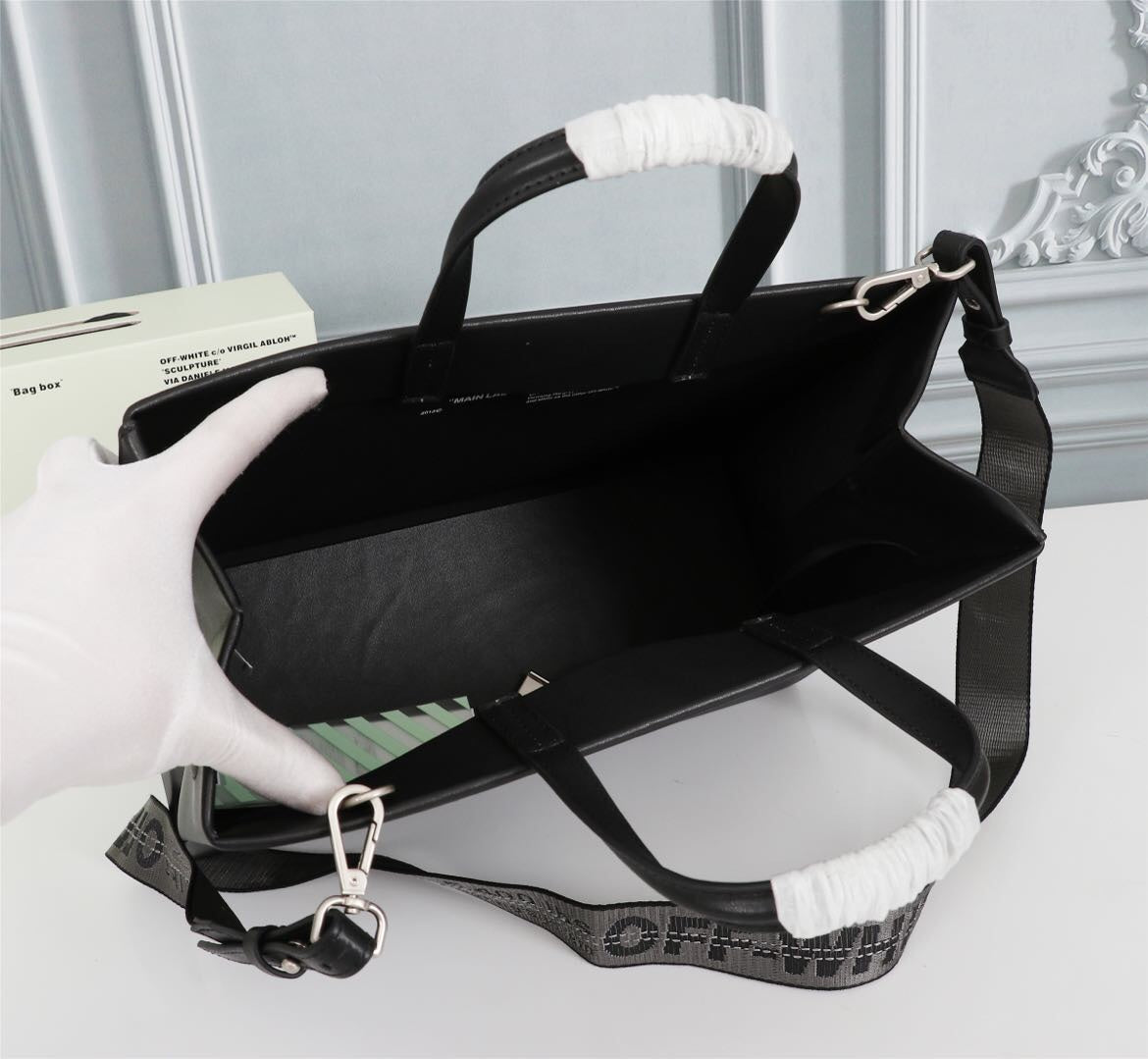 Off White Bag Casual Outdoor Convenient Tote Bag