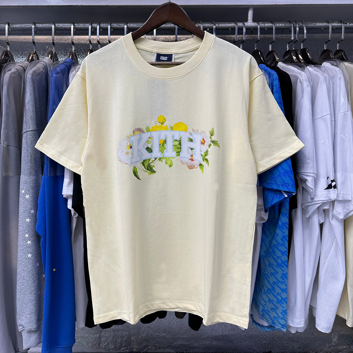 Kith T-Shirt Yellow Floral Print Tee