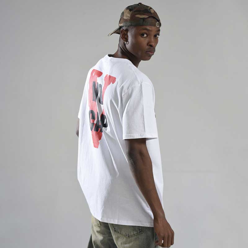 Vlone T Shirts Vlone No Cap High Street Large V-Shaped Female Print Hip Hop Loose Short Sleeve T-shirt for Men and Women