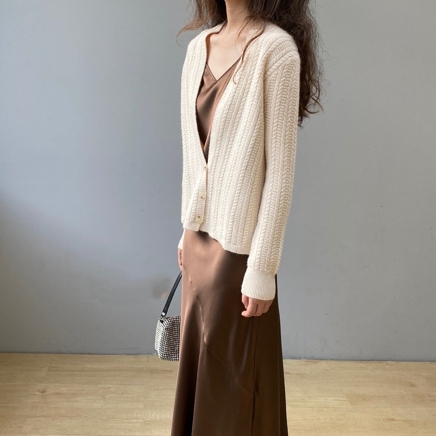Women Cardigan Sweater Autumn Winter Retro Twist Knitted Cardigan Jacket V-neck Long Sleeve Sweater 8t3102