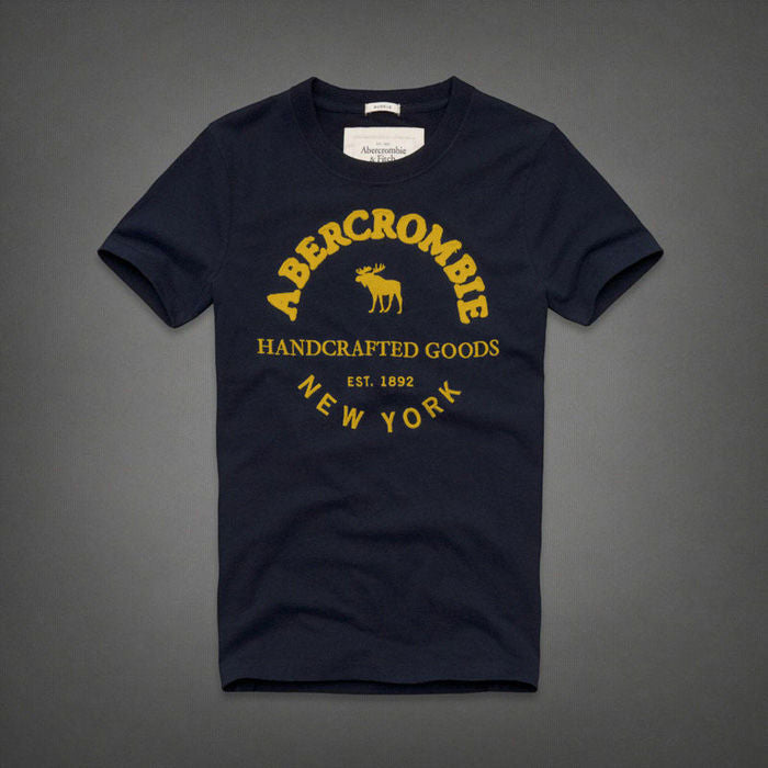 New Women's Short Sleeved T-shirt with Letters on The Deer S