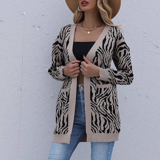 Women Knitted Sweater Autumn and Winter Leisure Sweater Leopard Print Long Sleeve Cardigan Jacket