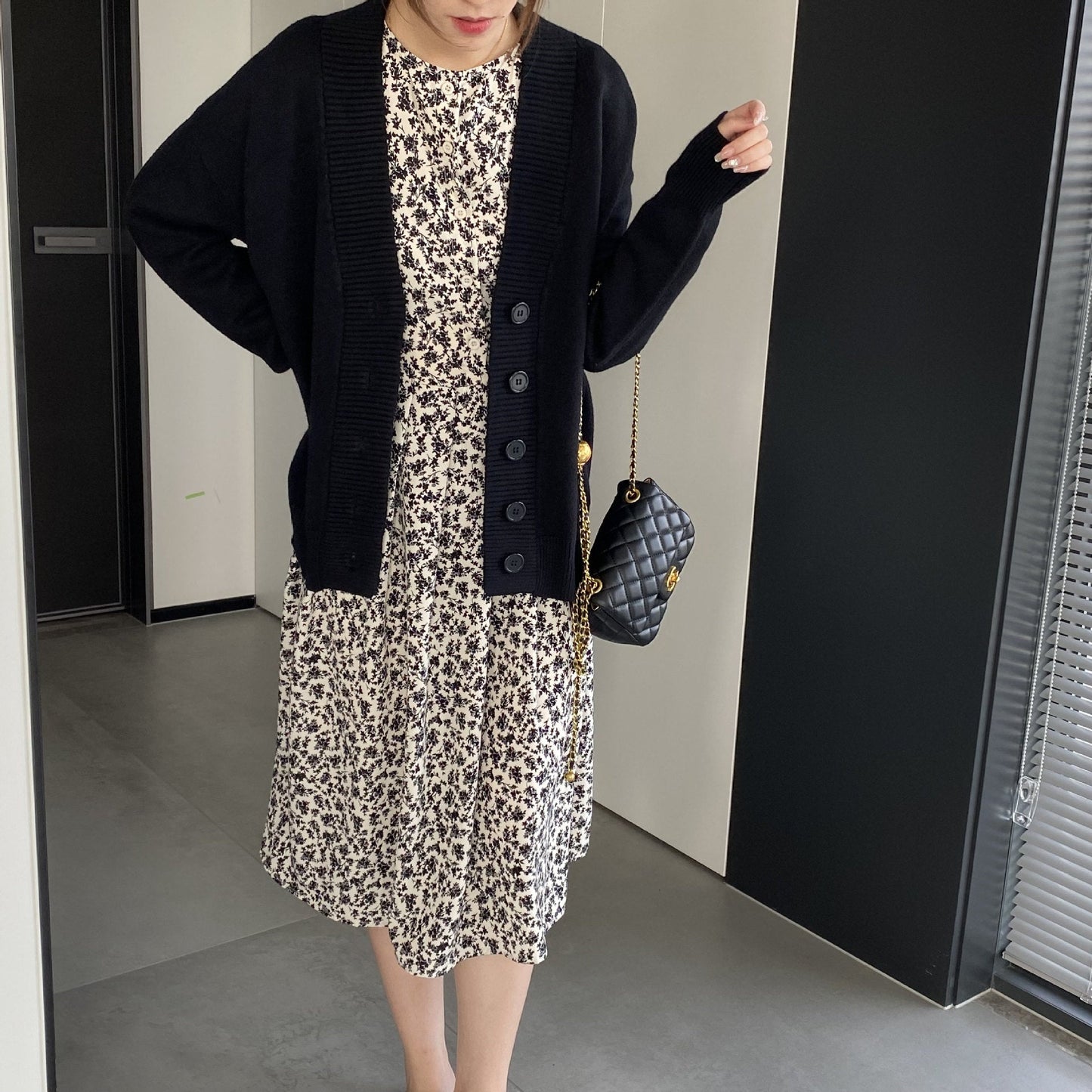 Women Cardigan Sweater Cardigan Single-Breasted V-neck Mid-Length Knitted Jacket 8t8278