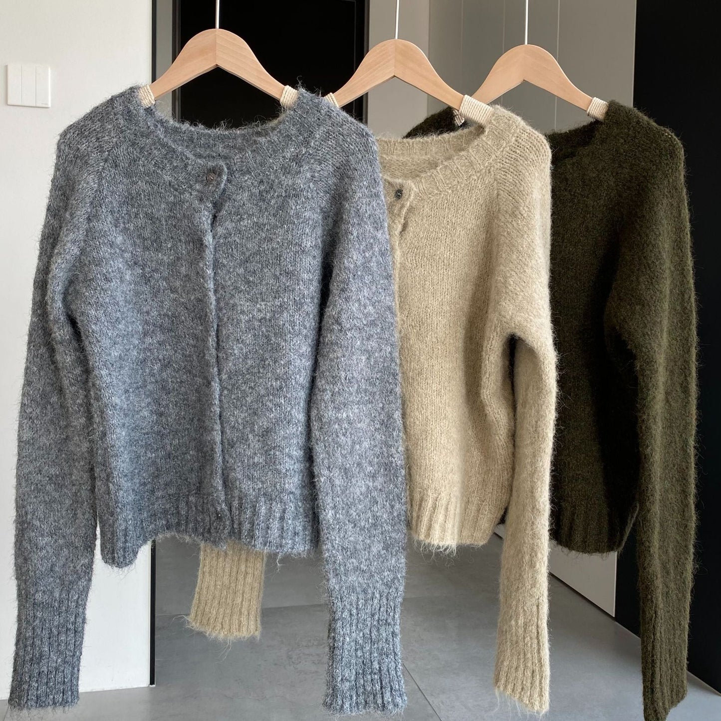 Women Cardigan Sweater Spring Alpaca Fleece/Fiber Cardigan Jacket Long-Sleeved round Neck Sweater Cardigan D2366
