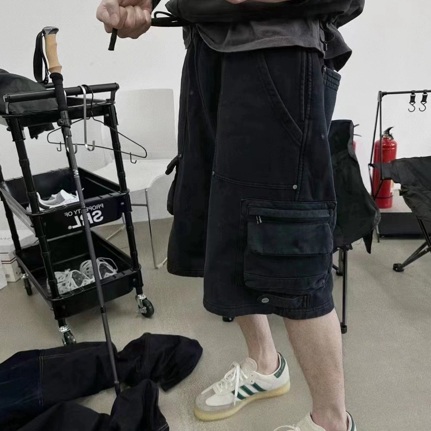 MIJKO Men Shorts Zipper Multi-pocket Casual Drawstring Shorts